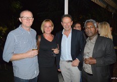 Willem Korteland en Marlies Schouten van standbouwer Zuidkoop, Kees Oskam van Jan Oskam en Kris Charan van GroentenFruitHuis.