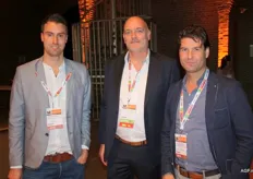 Etienne Vennink van ADB Cool Company te midden van John Duynisveld en Menno Reijgersberg van Europe Retail Packing
