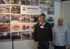 Bernard va Zwol van Wevano en Peter Grinwis van Retech Machinery. Samen zijn zij sterk in het produceren en verkopen van sorteerders, leestafels en ontgronders.