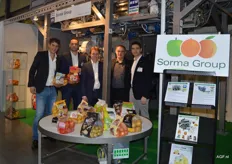 Sorma Group team poseert bij de nieuwe Sorma P-15 weger. Jean Robert Marino, Romke van Velden, Evert Jan Wassink, Patrick Coullier en Alberto Agostini.