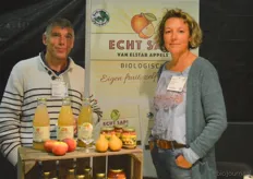 Toine Janssen en Jeanette Litjens van Haneman Biofruit.