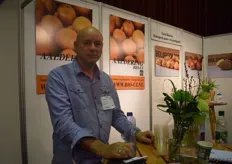 Guido Aaldering van Carel Bouma, Biologisch plant- en pootgoed.
