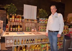 Ruud van Appeven verkoopt vruchtensappen en stond op de Voets Specialiteiten Voorjaarsbeurs.