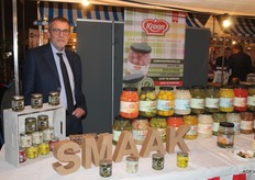 Theo van der Kroon is supertrots op zijn bedrijf. de 4e generatie staat op dit moment aan het roer van het gelijknamige bedrijf in tafelzuren