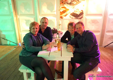 Jeanette en Jan Storm, Patrick en Manuella van der Westen