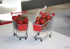 Tomaatjes in een mini-winkelwagen. Verpakkingsidee?