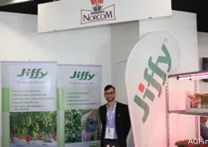 Eimer Niessen van het bedrijf Norcom. Zij verdelen Jiffy substraatproducten.