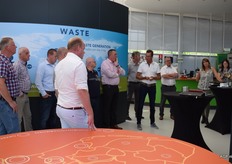 Voedselverspilling is een van de thema's die in de Tomatoworld-rondleiding aan de orde komen.