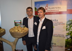 Plantera, Jeroen van Soesbergen en Gerard Bovée hebben veel ervaring met nieuwe rassen. Voorbeelden zijn de bio Vitaltella die phytophthora resistent is en bekend bij de Retail door een mooie presentatie en een goede smaak. De baby Lucera is een aardappeltje met hoge productie en een excellente schil. Het knolaantal zit zo rond de 38 knollen per plant.