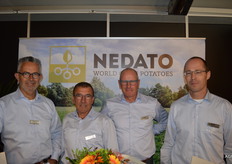 Wim van de Ree, Jan Brasser, Patrick Heijnen en Werner Verschuuren van Nedato. Nedato voert een breed aardappelassortiment en is een coöperatie waar 500 telers bij zijn aangesloten. De teeltgebieden liggen in Zuid Nederland, Noord Holland en de Flevopolder. DE missie is om een maximaal rendement voor de teler te verwezenlijken waarbij teeltbegeleiding, evaluatie en delen van kennis belangrijk pijlers voor zijn. Het pakstation bevindt zich in Oud Beijerland. Ook worden alle frietfabrieken in Nederland en België door Nedato voorzien van aardappelen. Steeds meer vraag komt er naar kleurrijke aardappelen. Een van de aangesloten telers specialiseert zich in aardappelen voor dit segment. Ze bieden creativiteit op het boord, het consumptiegedrag is aan verandering onderhevig omdat de consument eens wat anders wil en gemak door koken en bakken in de schil. Momenteel zijn de bonte aardappelen alleen verkrijgbaar rond de herfstvakantie en feestdagen. Met deze variaties wordt ook de jongere gener