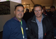 Raphael Scerri uit Malta bezocht met Kees Schouten van Altena de beurs. De nieuwbouw bij Altena is klaar en de nieuwe loods wordt momenteel ingericht. Kees is blij dat hij de grote koelcapaciteit van het voormalige Timmermans pand intact heeft gelaten. Er is veel vraag naar koelruimte.