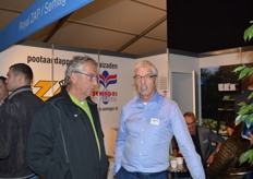 Gerard de Geus in druk gesprek in de Royal ZAP/Semagri Holland stand. Een vanzelfsprekende combinatie deze twee bedrijven.