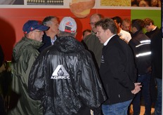 Kiremko samen met Tolsma en Grisnich in een stand.