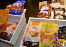 Breed scala aan kleinverpakte aardappelen.