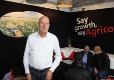 Algemeen directeur Jan van Hoogen van Agrico. De topman geeft aan samen met de telers te willen groeien in de sector. Het viel hem op dat er veel buitenlanders op bezoek waren op de beurs. Agrico toonde de sector hoe zij onderneemt met haar telers. Een belangrijk punt zijn de rassen, die ervoor moeten zorgen dat de wereldbevolking gevoed kan worden. Hierbij sluit Agrico aan bij het thema van Potato Europe, die dit jaar wijst op het groeiende belang van de aardappel als voedingsgewas in de wereld.