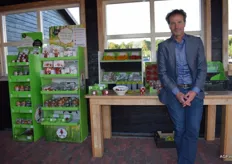 "Joàn Harms van Greenco presenteert een vers assortiment van snoepgroenten en groentepakketten. "De groentepakketten hebben wat uitleg nodig. Daarom denken we dat dit prima kan werken voor groentespeciaalzaken. Zij kennen hun klanten en hebben verstand van de producten."