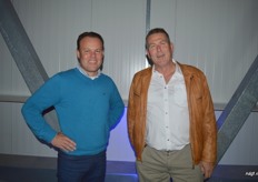 Koen Peeters van MEGA Magazijninrichting en Kees Aalders van Kloosterboer.