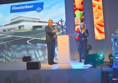 Zuid-Hollandse Commissaris van de Koning Jaap Smit verricht de opening.