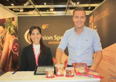 Christian Koeman (rechts) van Onion Specialties. “Op het gebied van bio-uitjes zien we veel groei in Scandinavië en Duitsland en nu in toenemende mate ook in Nederland.” De producent van gefrituurde uitjes levert in retailverpakking, maar ook voor de foodservice.