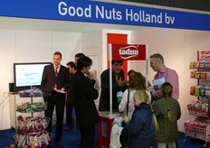 Vurige gesprekken in de stand van Good Nuts Holland BV.