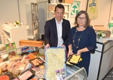 Bénédict Voisin en Annick Smets van Euralpack. Volgens Annick is de AGF-sector steeds meer op zoek naar verpakkingen waardoor de producten langer houdbaar blijven.