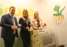 Jan-Willem Kaslander, Saskia Polak en Judith Lansbergen van Total Produce. Het bedrijf introduceerde op de beurs een kidsconcept voor meloenen