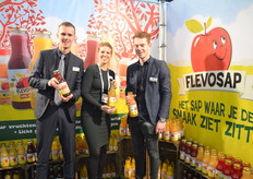 Corne Prins, Annalia dekker en Bas Buiten van Flevosap.