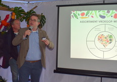 Commercieel directeur Peter van der Schoot licht de beslissing om te investeren in de snijderij toe.