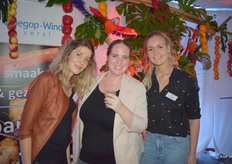 Maaike Retra (Vroegop-Windig), Rymke Keijzer (Kroon Biologisch) en Anoek Rozema die voor beide bedrijven werkt aan marketing en communicatie