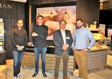 Niels Declerck, Mathijs Vandamme, Altoni Kelderman en Ben Willekens van Altoni Kelderman. Het bedrijf is gespecialiseerd in het maken van pasta, maar ook van pastasauzen op basis van tomaten.