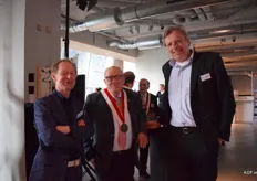 wijnimporteur Antoine van Es, Chris Dekkers van het Brabants Asperge Genootschap en Pieter IJsbrandy