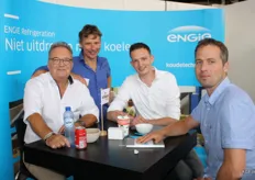 Henk Blokland, Willem van der Meulen en Stefan Huijsmans met als derde van links Rinus Sinke van Agrovent op bezoek