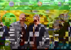 Paul Smits (NEH) en Frits Popma van Popma Fruit Expertise werken al 30 jaar samen in de bananenindustrie