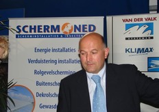 Carl Stougie, Schermned