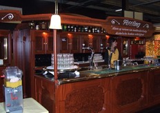 Even rusten aan de bar...