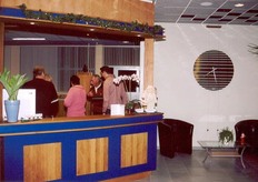 Entree kantoor met receptiebalie