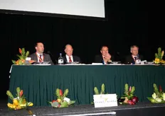 Het bestuur: Michel Jansen, Marius Varekamp, WIllem Baljeu en Leo Welschen