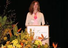 Yvonne Witpaard van Green Organics introduceert Young FV Management club