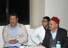President Bouhouili van AZRO op de foto met de rest van zijn managementteam