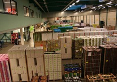 Op zaterdag wordt er hard gewerkt om alles weg te werken. De studenten van het Scheepvaart en Logistiek College uit Rotterdam keken hun ogen uit.