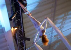 ...en zeer spectaculaire acrobatische stunts.