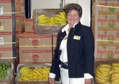 Bianca Klootwijk poseert voor de bananen van Turbana.