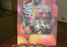 Uitgeverij Boekhout was aanwezig met het handboek voor de fruitteelt.