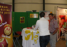 Onderonsje van de boomkwekers in de stand van Roelofs.