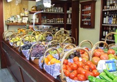 Een overdekte versmarkt in Burriana, zo'n 60 km van Valencia.