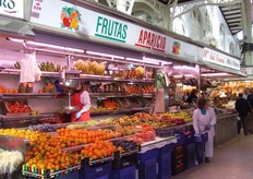 Oranje is de meest aanwezige kleur.