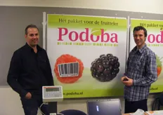 Lorenz Hendriks en Luuk Sluyter van Podoba,met een automatiserings pakket voor de oogst en arbeid.