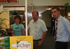 Donate en Edwin van Kees van der Mey watertanden bij de chips.