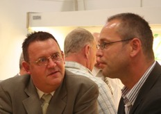 Frank van Weerdenburg in diep overleg.