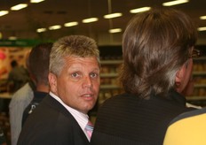 Dirk van der Kaaij houdt alles in de gaten.